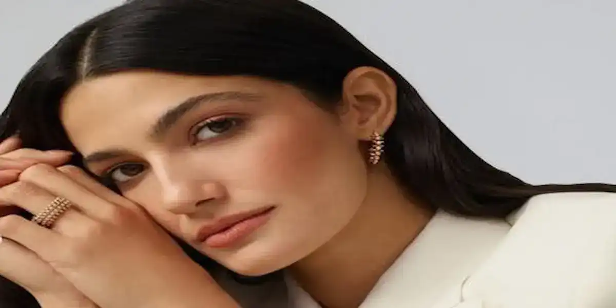 الفنان المصرية تارا عماد