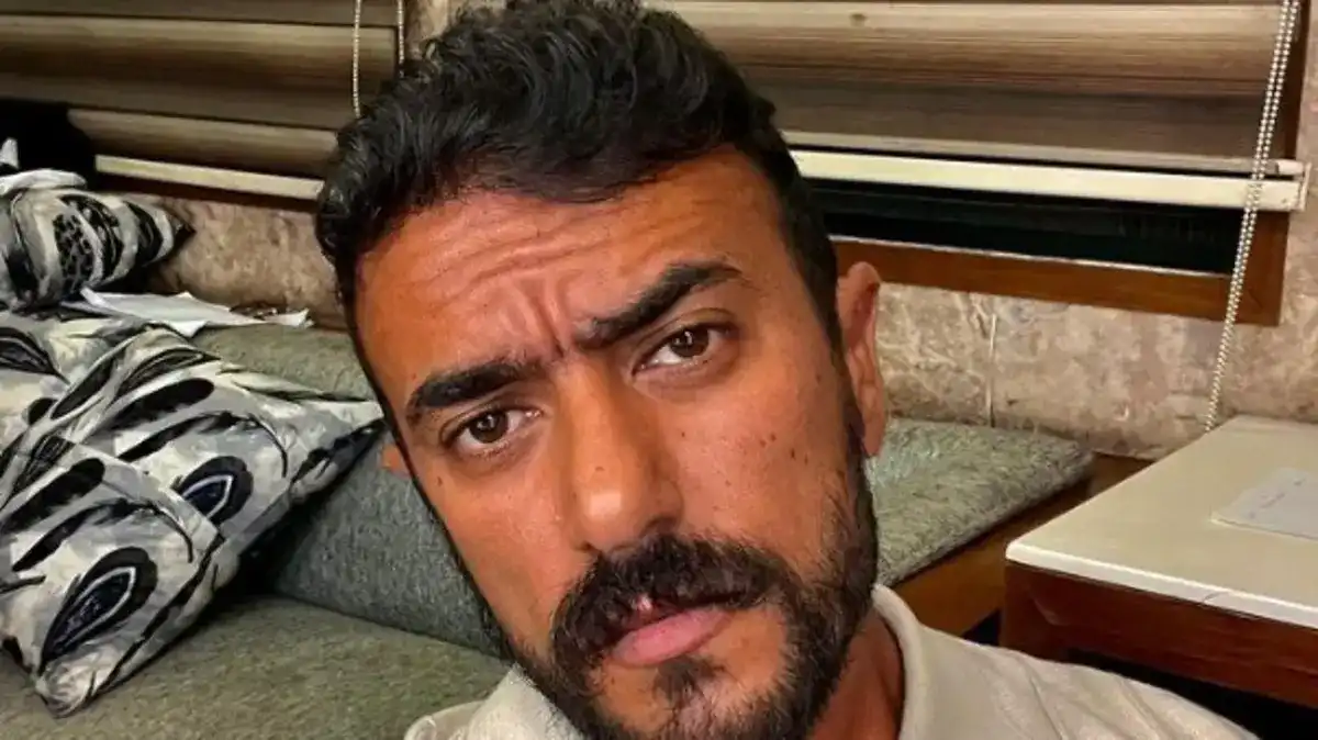 الفنان المصري أحمد العوضي