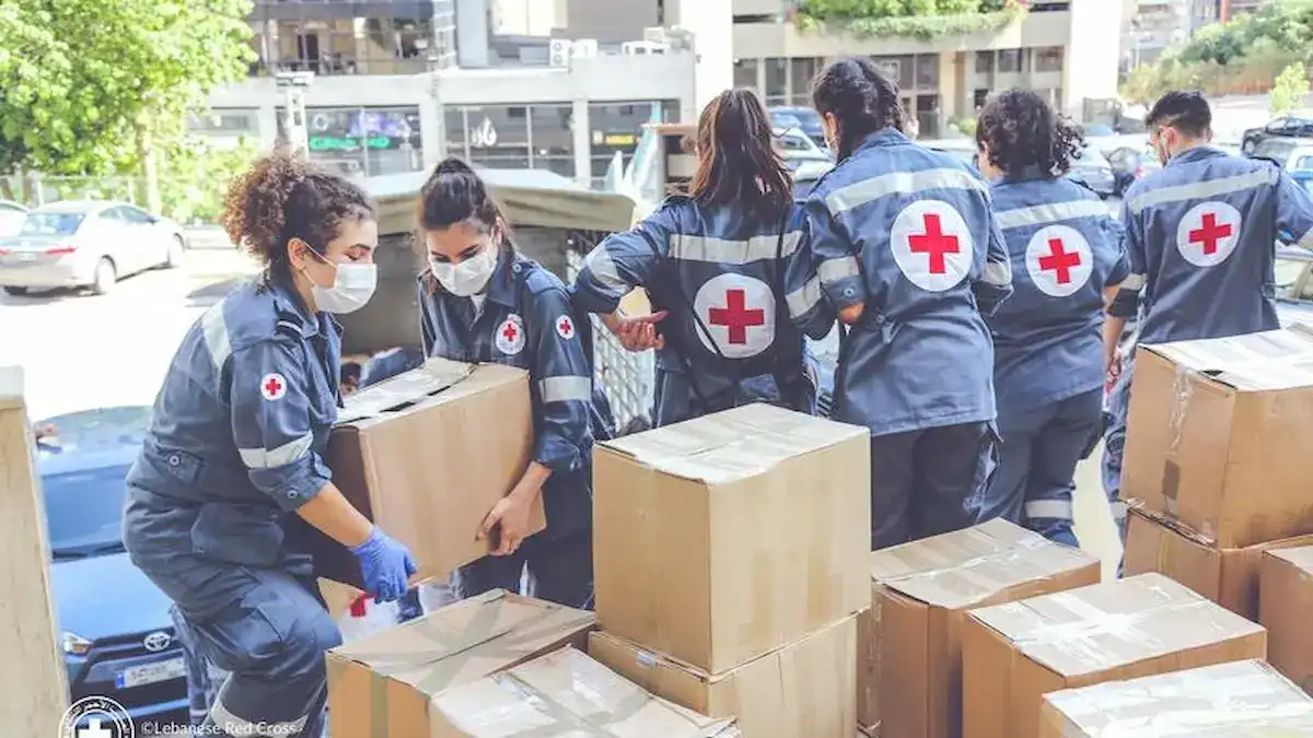 مساعدات الصليب الاحمر لبنان