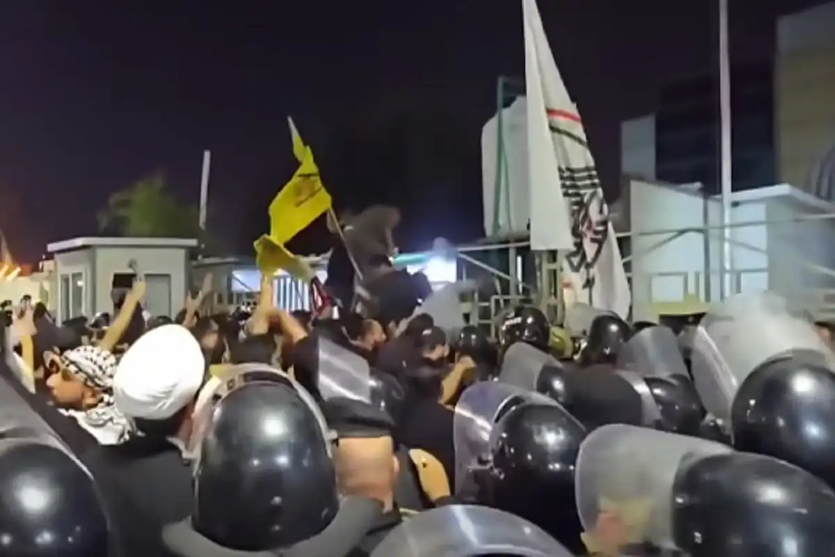 اقتحام القنصلية الكويتية بالبصرة