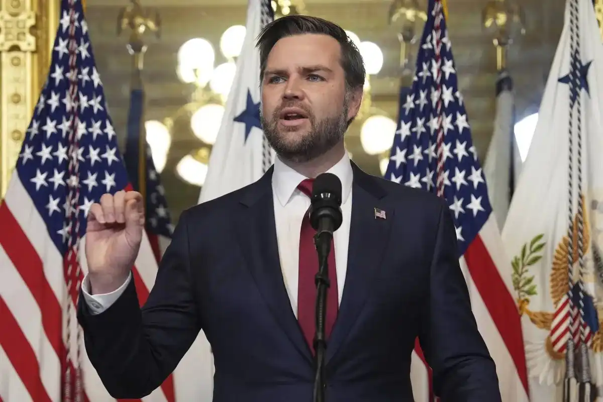 جي دي فانس نائب الرئيس الأمريكي