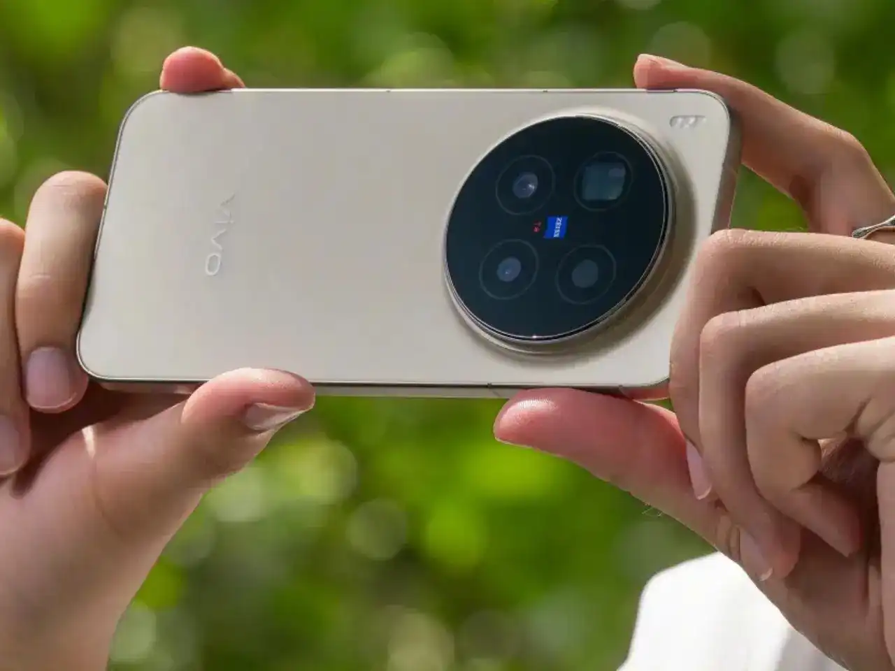 هاتف Vivo X500e