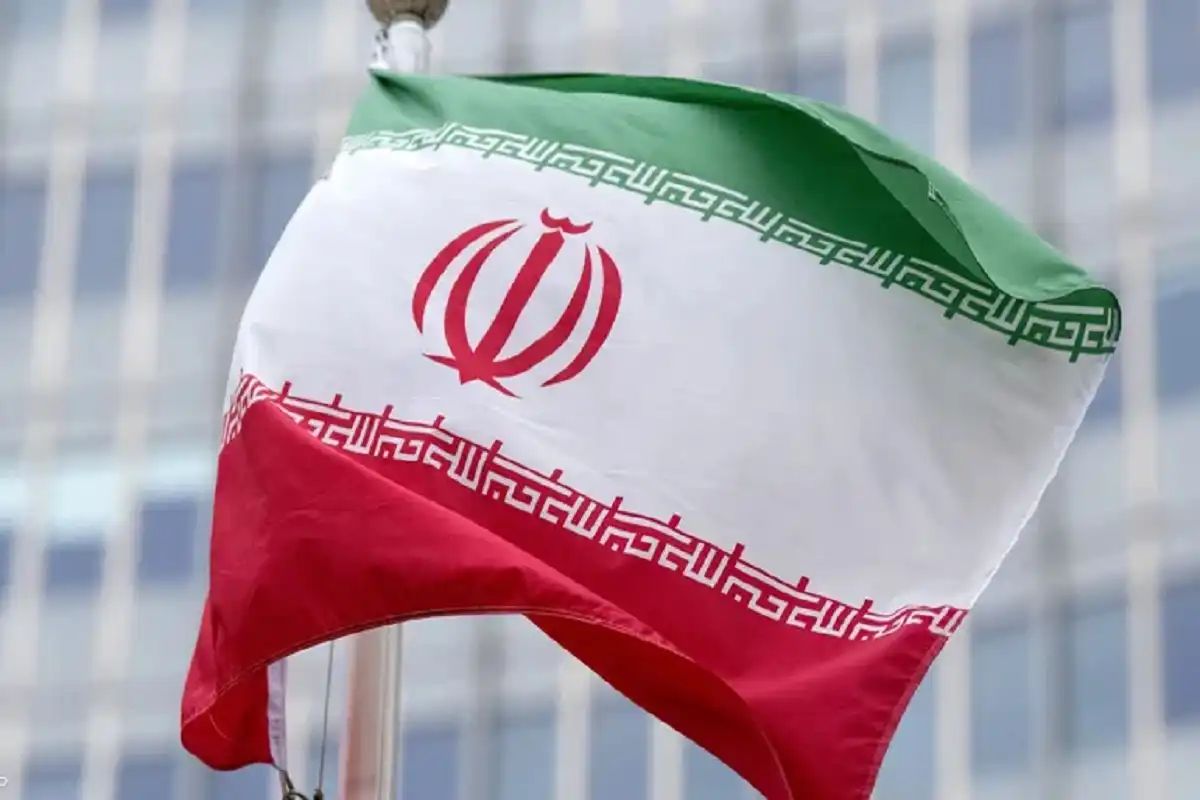 إيران