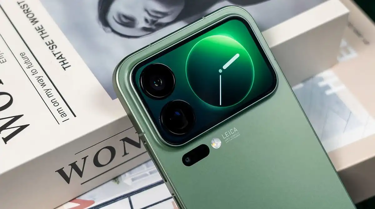 هاتف Xiaomi 18 Pro