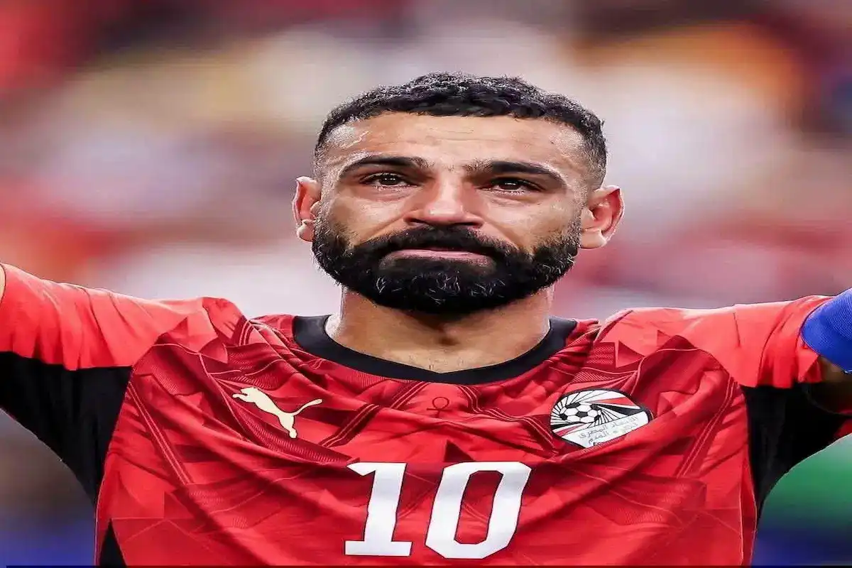 نجوم الفن يرفعون علم مصر بعد فوز المنتخب المصري والتأهل لدور 16 بالمونديال