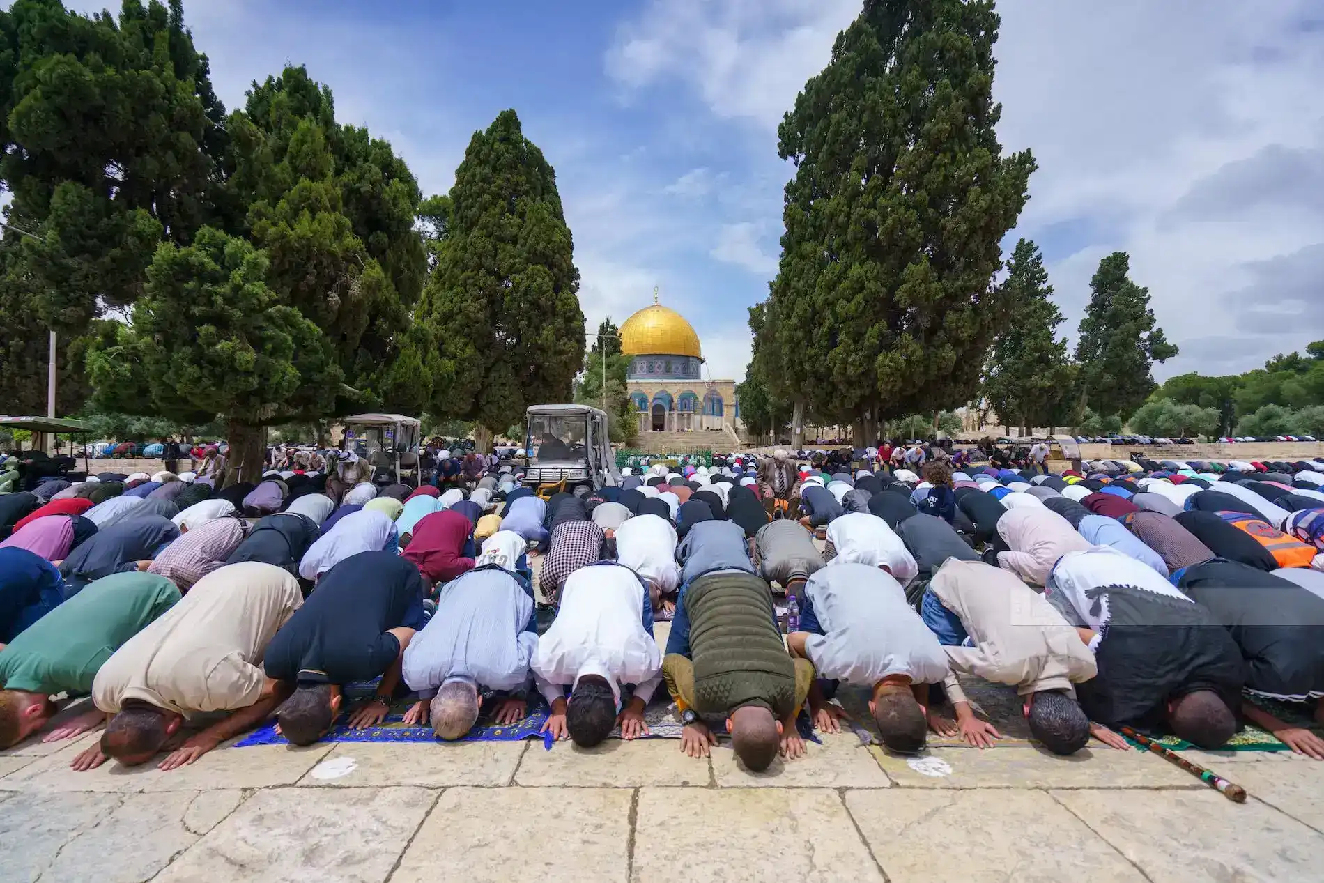 صلاة الجمعة في المسجد  الأقصى