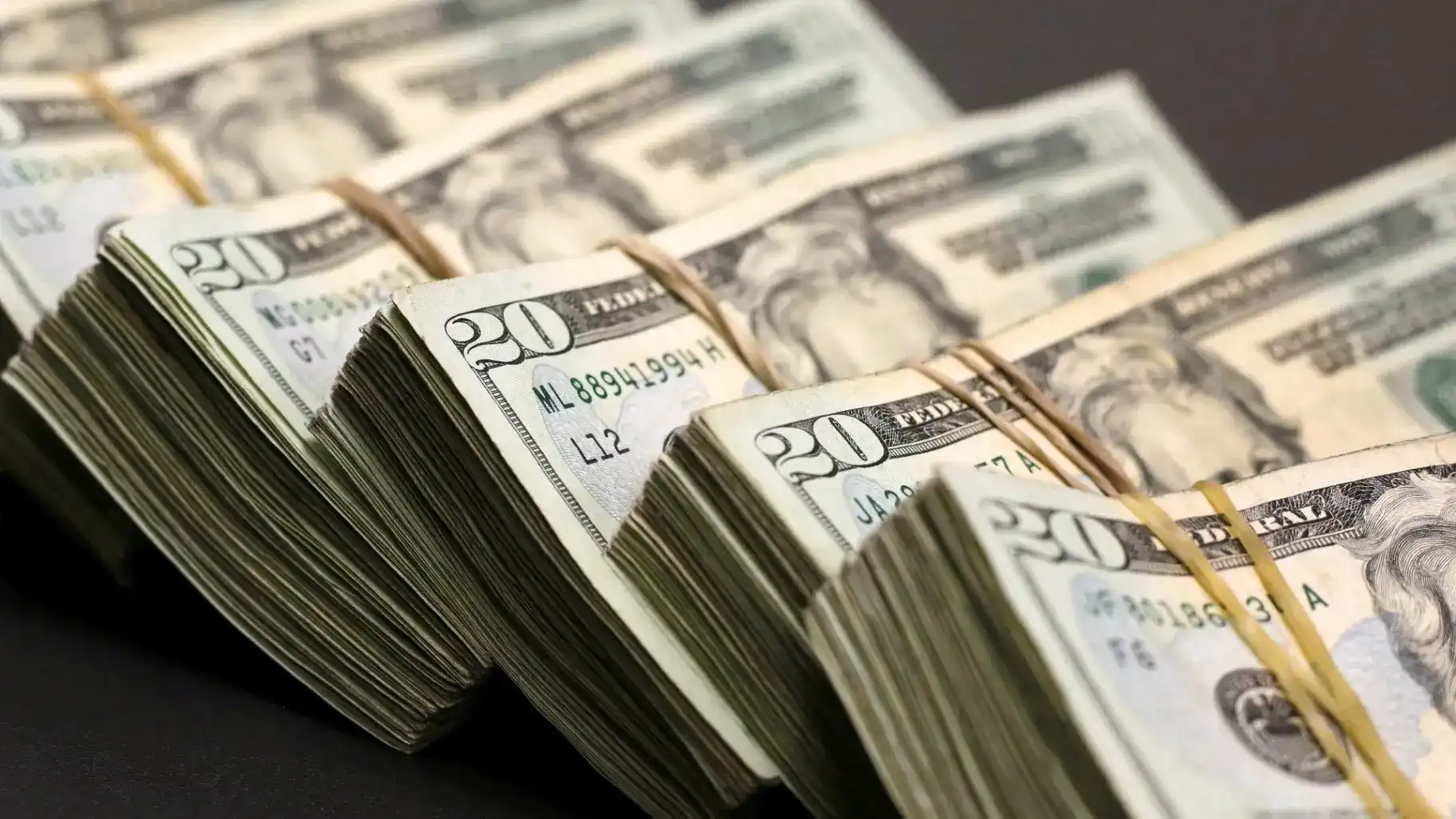 سعر صرف الدولار في العراق اليوم