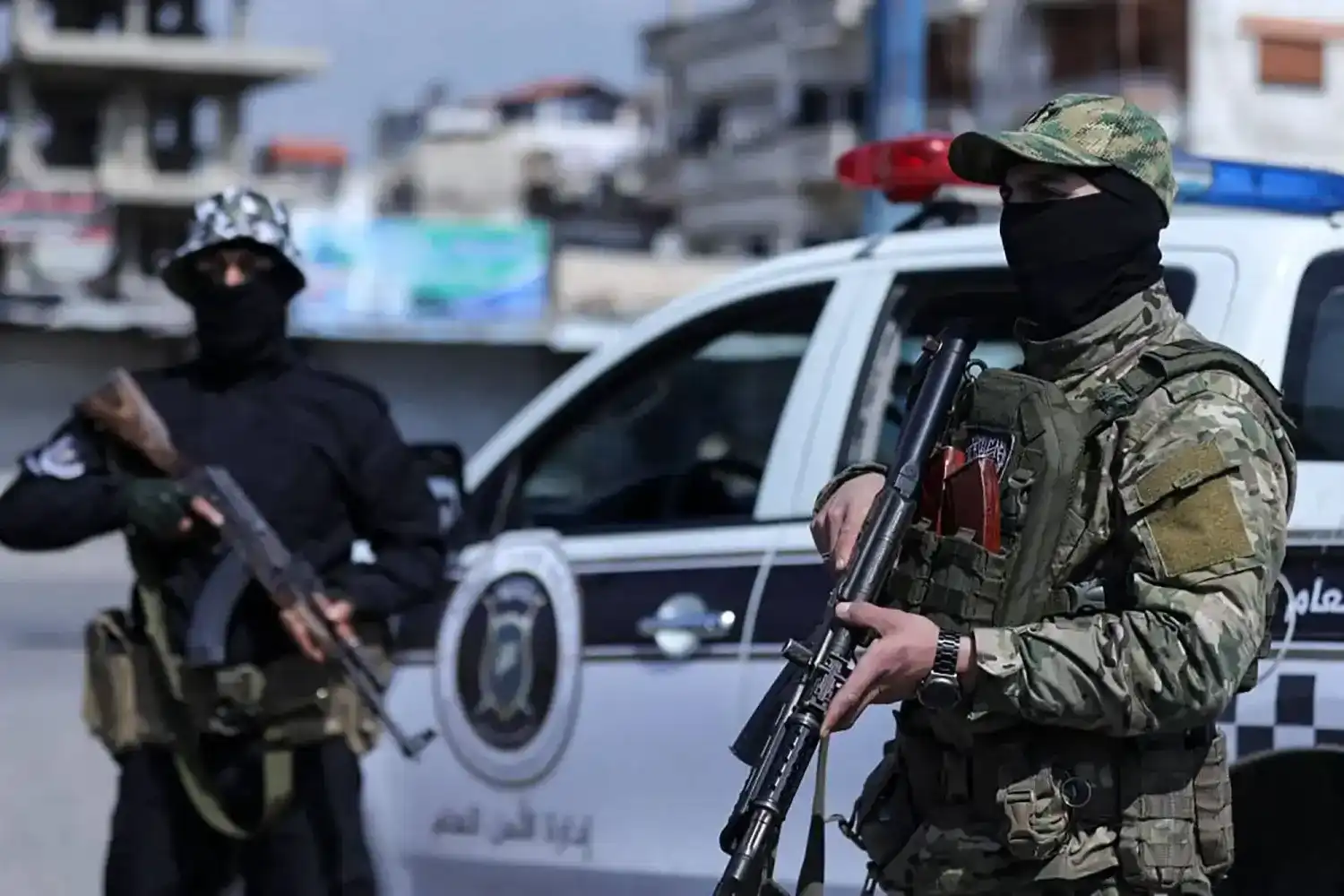 عناصر من وزارة الداخلية السورية