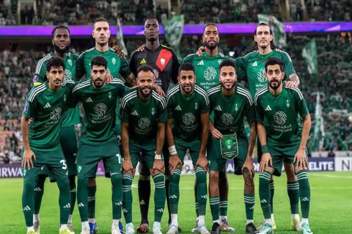 الأهلي السعودي ضد الرياض