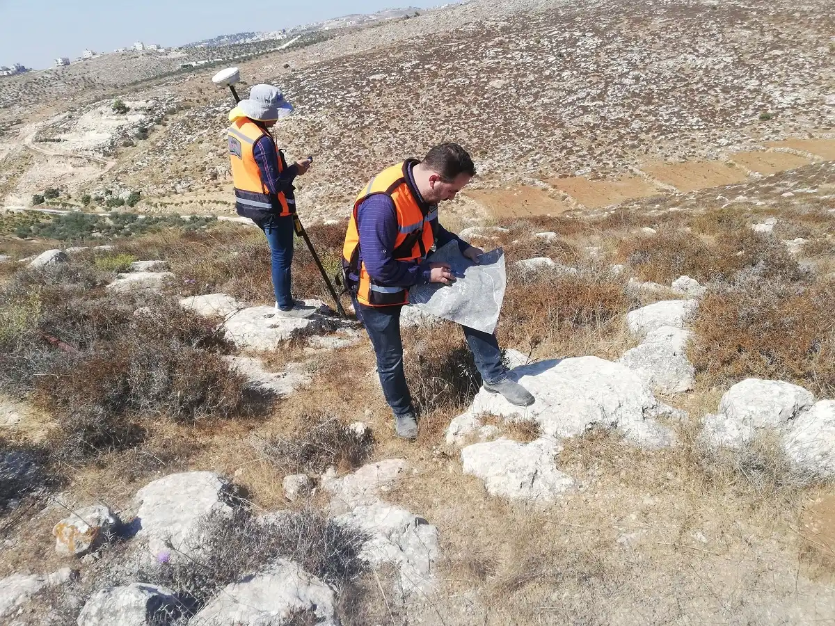 قطاع الأراضي في محافظة الخليل