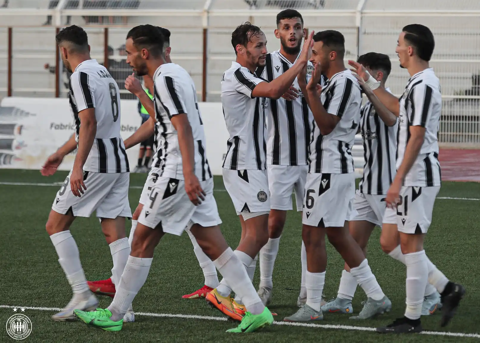 ملخص ونتيجة مباراة مولودية البيض ضد وفاق سطيف في الدوري الجزائري